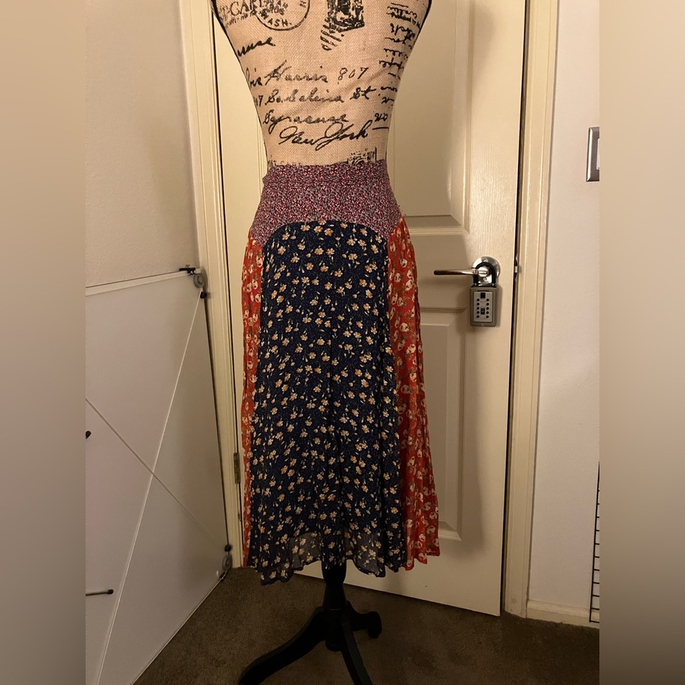 Anthropologie meadow rue Multicolor ditsy Floral flowy mixed print Midi Skirt 12 - Picture 5 of 7